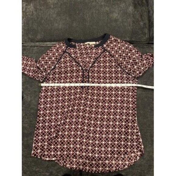 41 Hawthorn Patterned Long Sleeve Blouse Women's Size M Stitch Fix Navy Red  - Picture 7 of 7
